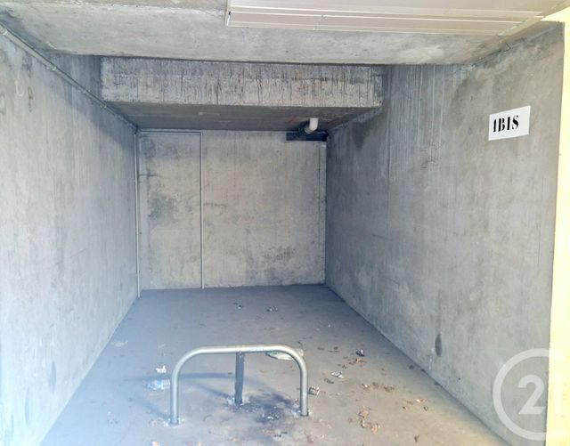 parking à louer - 10.0 m2 - VILLEURBANNE - 69 - RHONE-ALPES - Century 21 Montchat